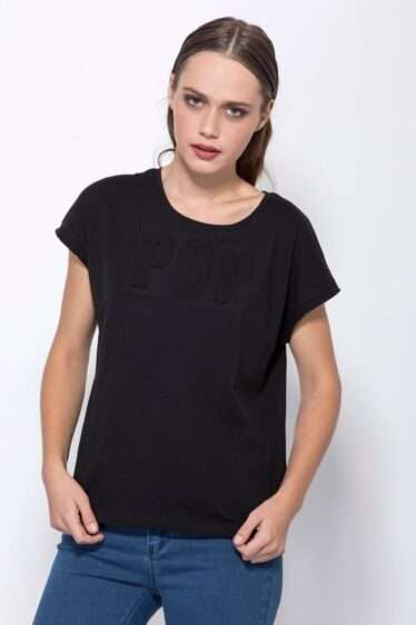 חולצת טי Emboss