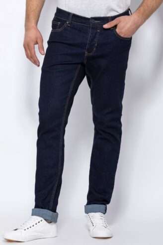 ג'ינס כחול כהה