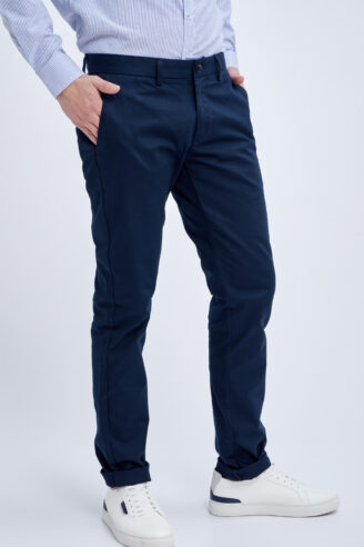 מכנסיים אלגנטיים