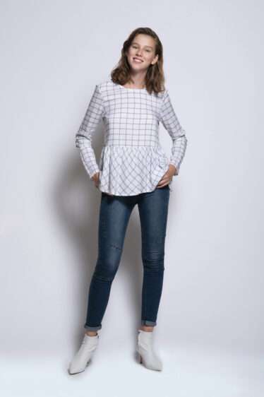 מכנסי ג'ינס סקיני בשילוב רוכסן