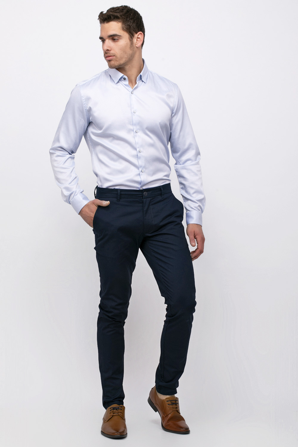 מכנסיים אלגנטיים עם טקסטורה