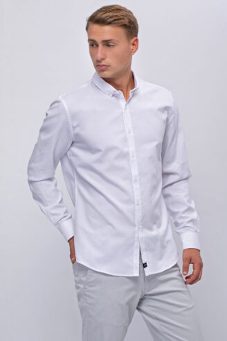 חולצה מכופתרת אוקספורד קלאסית