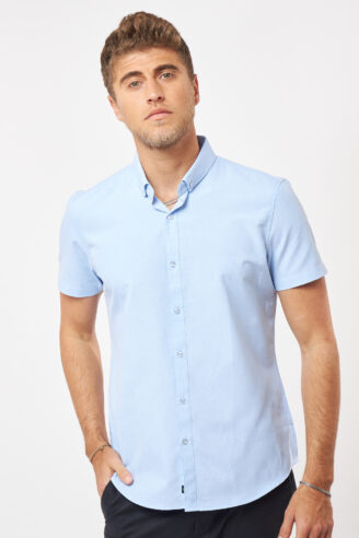 חולצת אוקספורד קלאסית