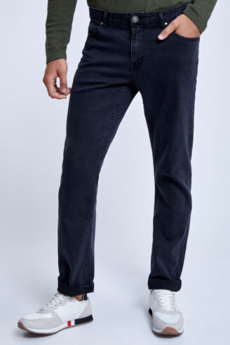 ג'ינס בסיס גזרה רחבה ג'ינס בסיס גזרה רחבה