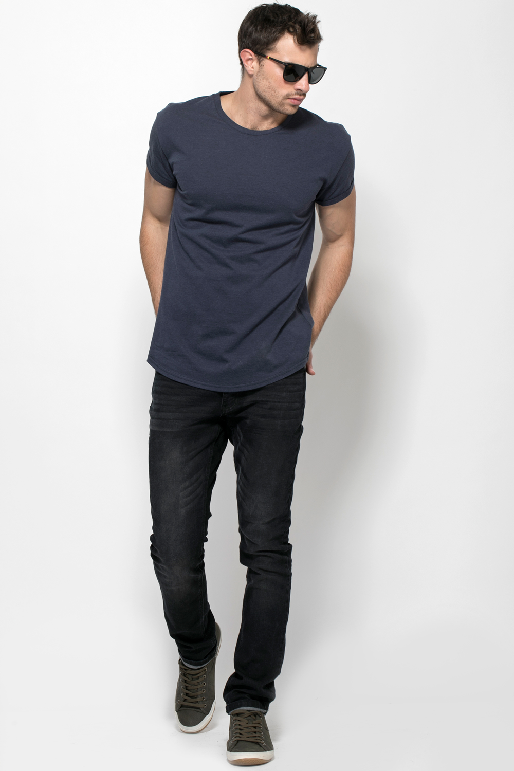 חולצת פיקה שרוול קצר