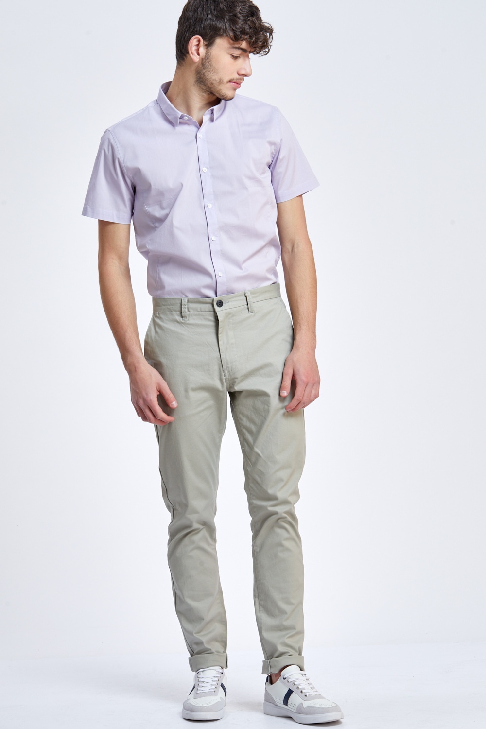 חולצה מכופתרת לייקרה גזרה צרה