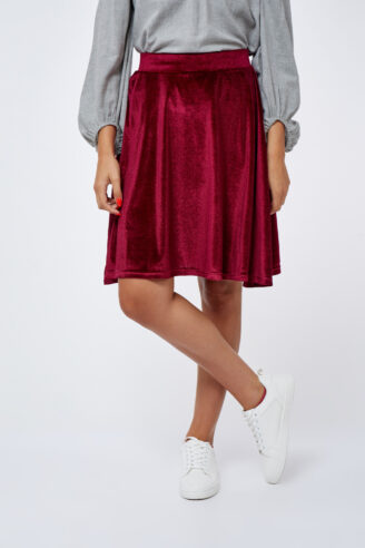 חצאית סקייטר קטיפה