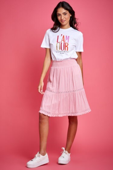 חצאית קומות עם גומי במותן