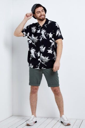 מכנס ברמודה במראה פשתן