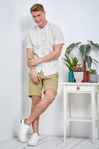 מכנס ברמודה במראה פשתן