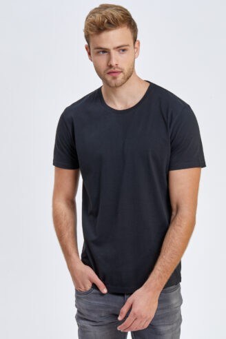 חולצת טי בסיס ,צווארון עגול