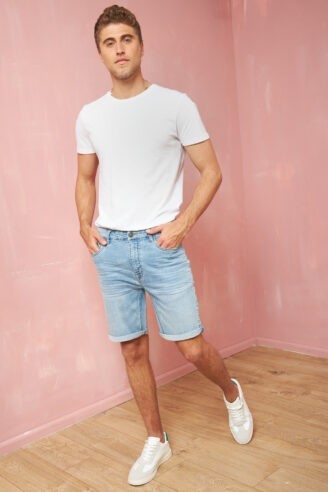 ברמודה ג'ינס