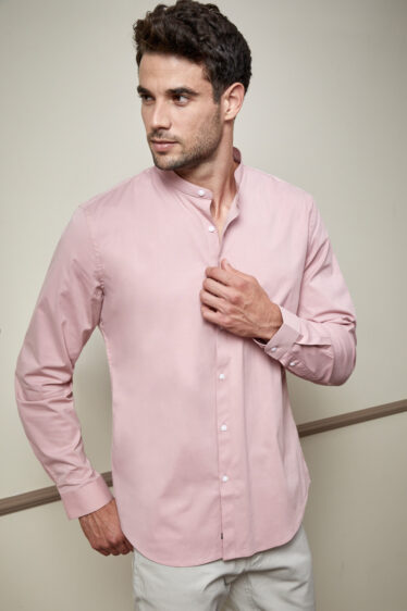 חולצה מכופתרת צוואורן סיני בד פיצ'