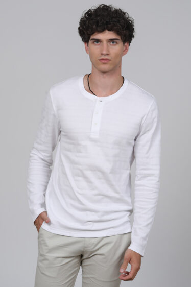 טי פסי פופקורן וכפתורים