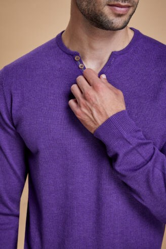 סריג בייסיק צווארון ספליט עם פס