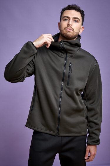 מעיל קל softshell קפוצ'ון