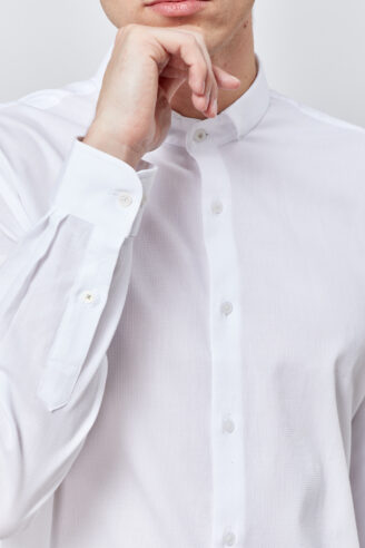 חולצה מכופתרת אלגנטית טקסטורת גריד