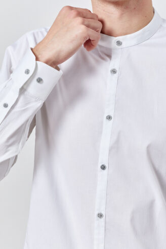 חולצה מכופתרת סיני בגזרה צרה