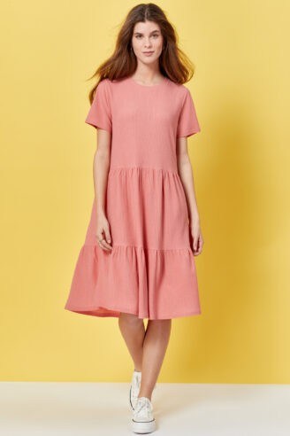 שמלת טקסטורה קומות