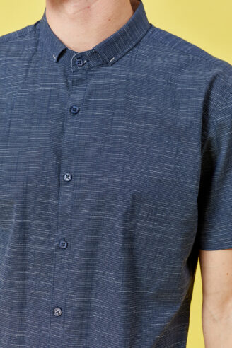 חולצת מכופתרת טקסטורת רוחב