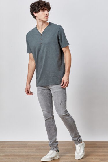 מכנס ג'ינס אפור משופשף