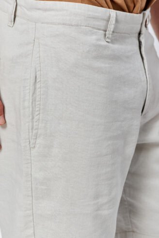 מכנס ברמודה במראה פשתן