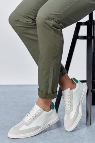 נעלי סניקרס