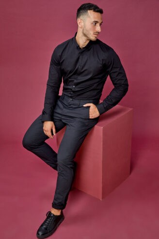 חולצה מכופתרת לייקרה צרה