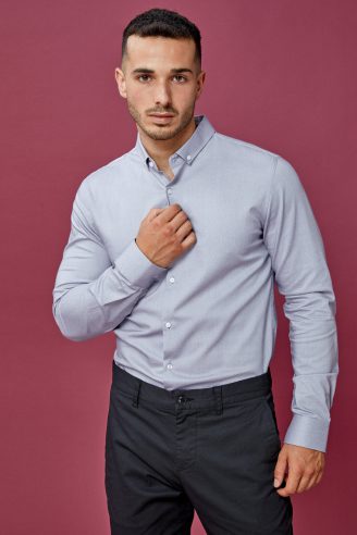 חולצה מכופתרת אוקספורד לייקרה צרה