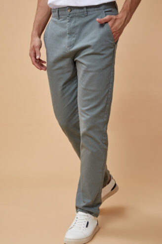 מכנסיים שטופים