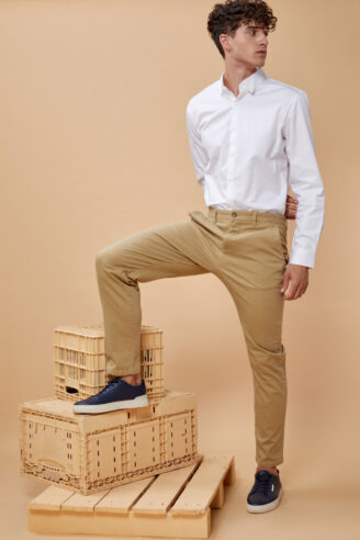 מכנסיים שטופים