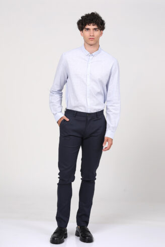 מכנסי אלגנט חלקים בגזרה צרה