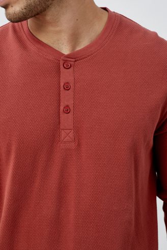 טי פופקורן, צווארון סבא כפתורים