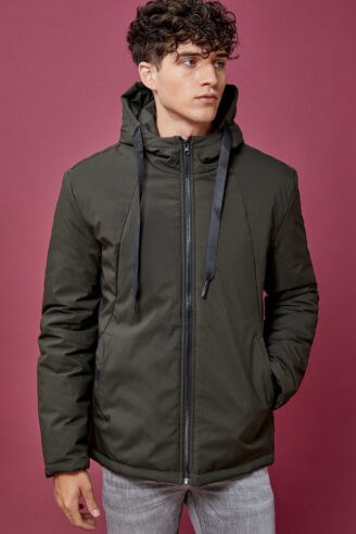 מעיל חורפי עם קפוצ'ון