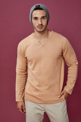 סריג בייסיק צווארון וי ספליט