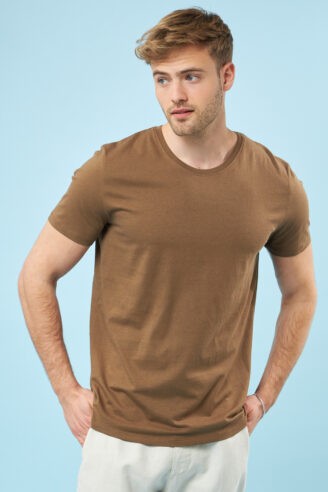 חולצת טי בסיס ,צווארון עגול