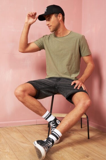 חולצת טי סלאב פסים