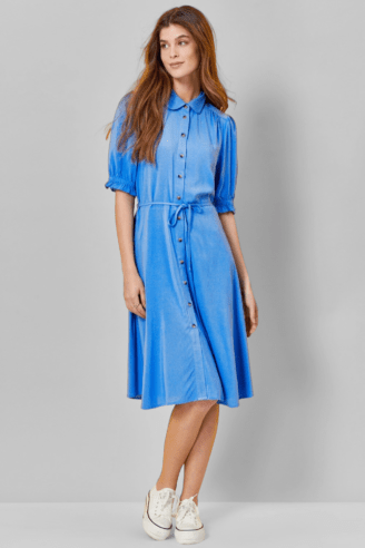 שמלת כפתורים מתוקה