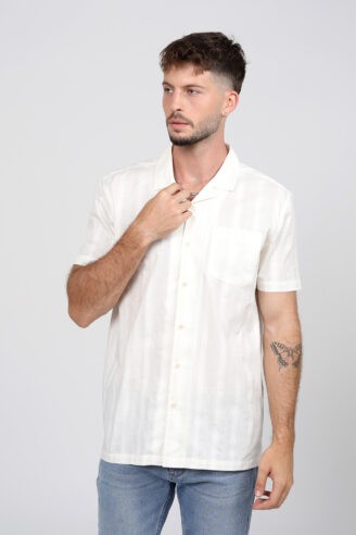 חולצה מכופתרת ג'קארד אתני  צווארון CAMP