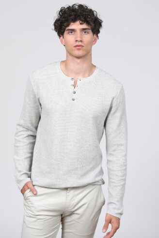 סריג קל סריגת ואפל עם כפתורים