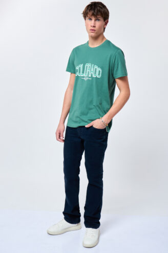 ג’ינס בסיסי רחב