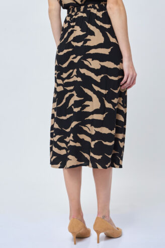 חצאית מידי עם שליץ צידי