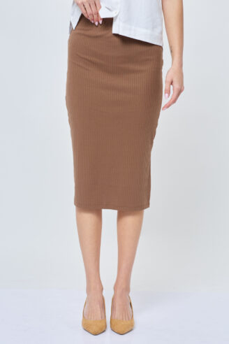 חצאית מידי עפרון