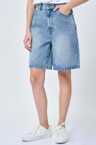 ברמודה ג'ינס