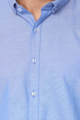 חולצה מכופתרת אוקספורד קלאסית