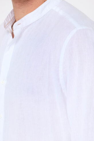 חולצה מכופתרת קרפ עם צוארון סיני