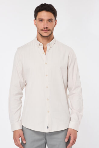 חולצה מכופתרת בד במרקם טבעי נופל - בז'