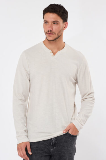 חולצת טי עם טקסטורה - בז'