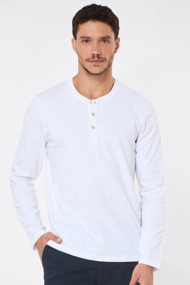 חולצת טי טקסטורה עם כפתורים - לבן