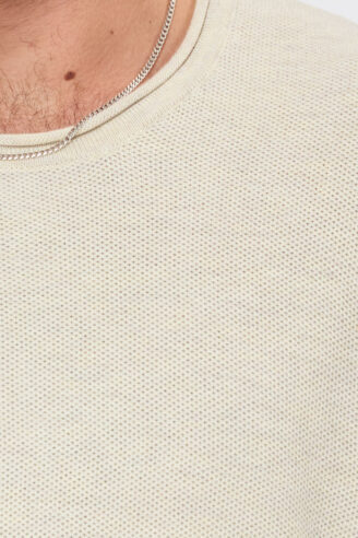 סריג קל סריגת ואפל צווארון עגול - אופוויט